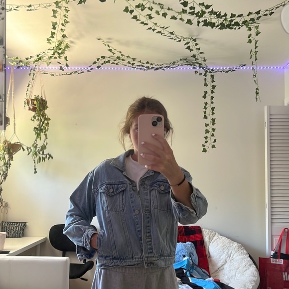 gap jean jacket size small! - Picture 3 of 6